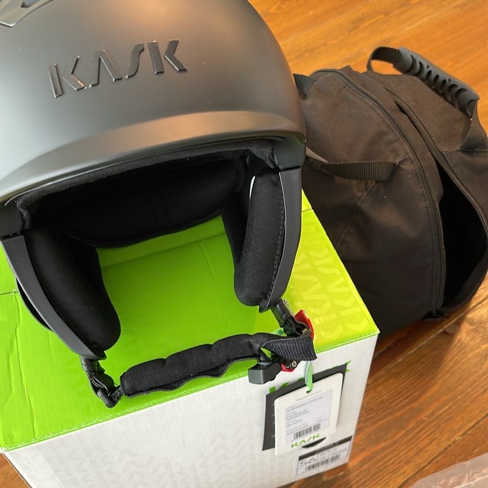 KASK | Piuma R Shadow | Snow Helmet | Matte Black | Size 56 Small
